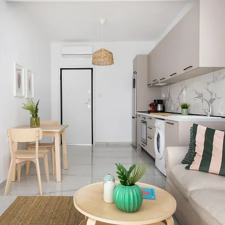 Glow Apartments, In