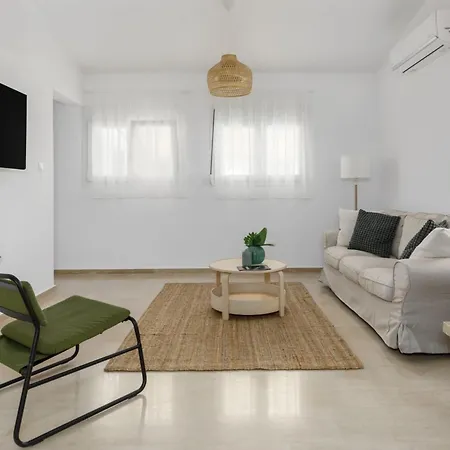 Glow Apartments, In